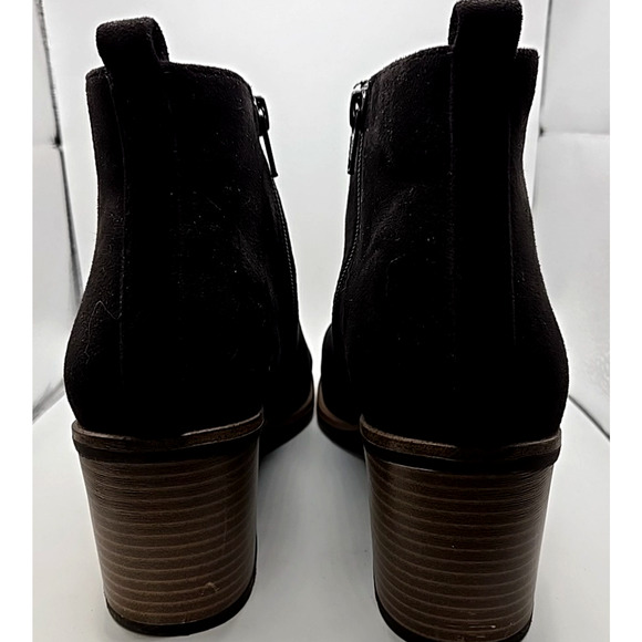 EUC White Mountain Faux Suede Ankle Bootie Block Stack Wood Heel Zip Black 8.5 - Picture 5 of 7